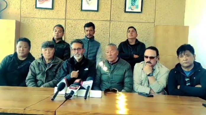 Members of Leh Apex Body during a press conference at Leh on Saturday. Members of Leh Apex Body during a press conference at Leh on Saturday.