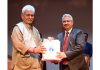 LG Manoj Sinha felicitating Dr Mandeep Bhandari.