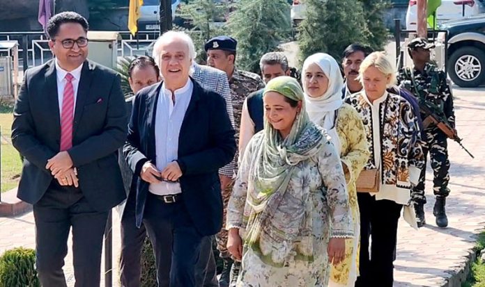 Spanish Ambassador Juan Antonio during visit to SPS museum in Srinagar on Monday. -Excelsior/Shakeel