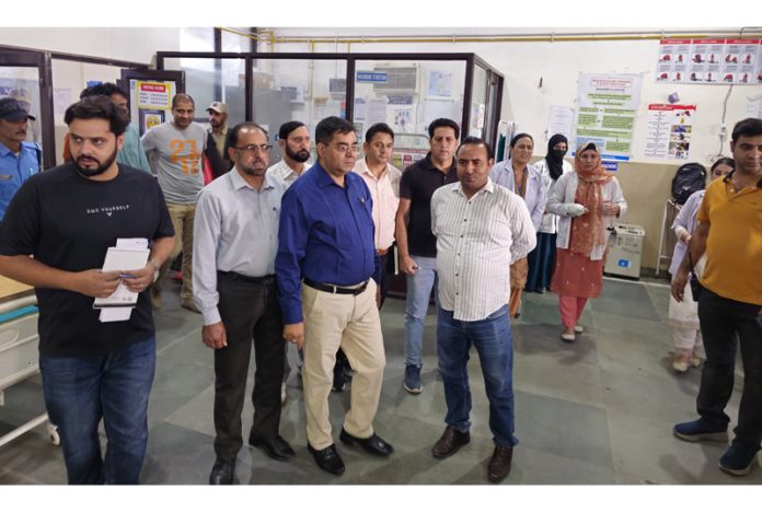 DC Kishtwar Rajesh Kumar Shavan during visit to District Hospital Kishtwar on Monday. DC Kishtwar Rajesh Kumar Shavan during visit to District Hospital Kishtwar on Monday.