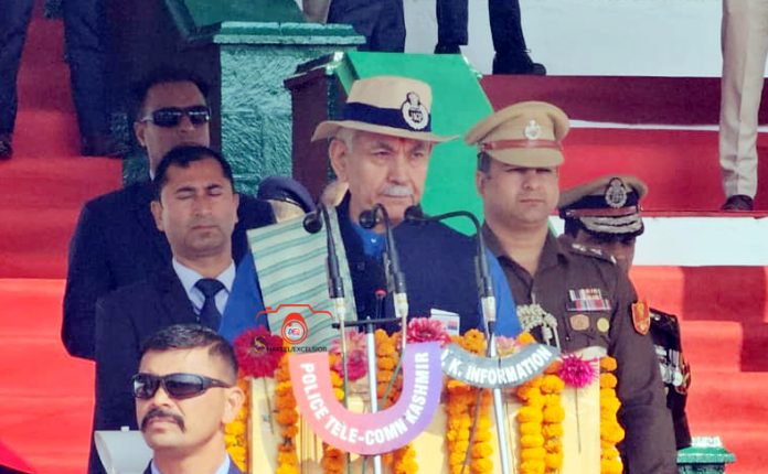 Innocent Killings At Ganderbal Unacceptable; Track Down Perpetrators, Punish Them Sternly: LG Sinha To Police