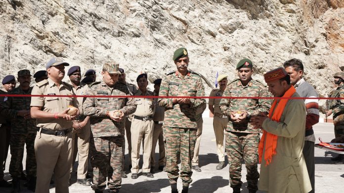 Brigade Commander 9 Sector RR, Sunil Mishra, inaugurating Nai Garh motorable bridge at Kishtwar-Paddar Road on Wednesday. Brigade Commander 9 Sector RR, Sunil Mishra, inaugurating Nai Garh motorable bridge at Kishtwar-Paddar Road on Wednesday.