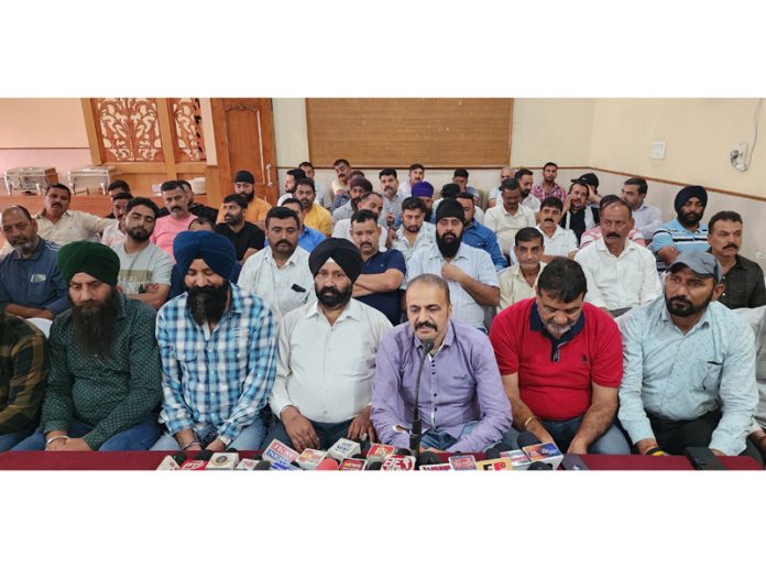 Transporters from various private Bus Unions addressing joint press conference in Jammu on Monday. —Excelsior/ Rakesh Transporters from various private Bus Unions addressing joint press conference in Jammu on Monday. —Excelsior/ Rakesh