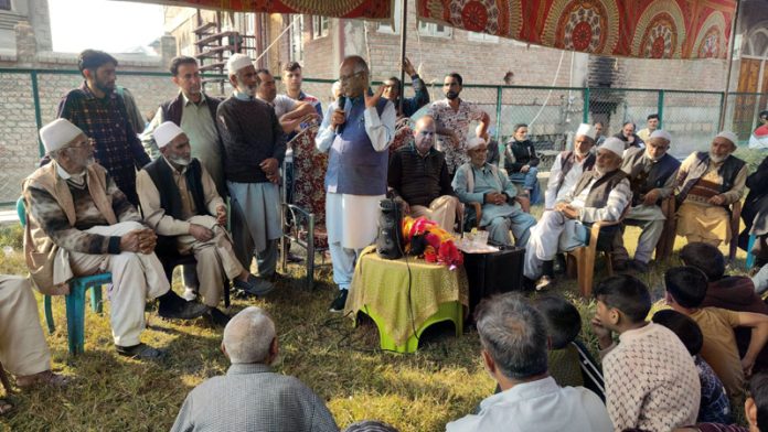 Tariq Hameed Karra addressing his supporters during visit to Central Shalteng Assembly constituency. Tariq Hameed Karra addressing his supporters during visit to Central Shalteng Assembly constituency.