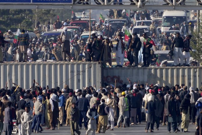 Six Security Personnel Killed During Protests By Imran Khan's Party; Shoot At Sight Orders For Army In Pakistan