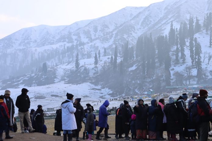 Kashmir Parts Record Sub-Zero Temperature