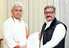Team Jammu Chairman Zorawar Singh Jamwal presenting a memorandum to LG Manoj Sinha.