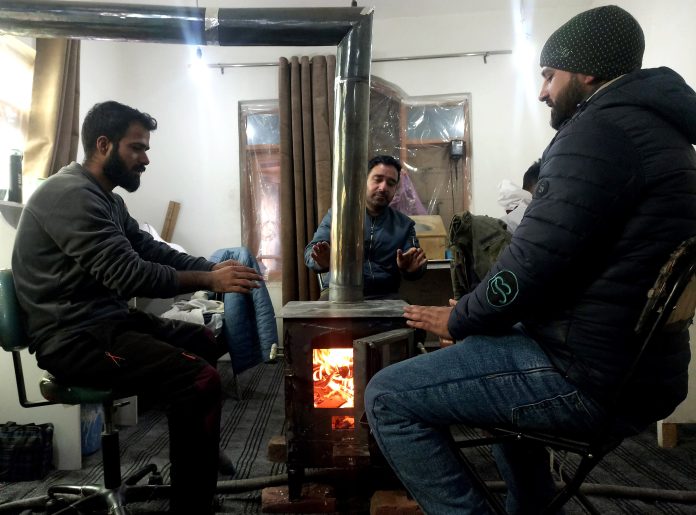 Most Parts Of Kashmir Valley Reel Under Sub-Zero Temperature Most Parts Of Kashmir Valley Reel Under Sub-Zero Temperature