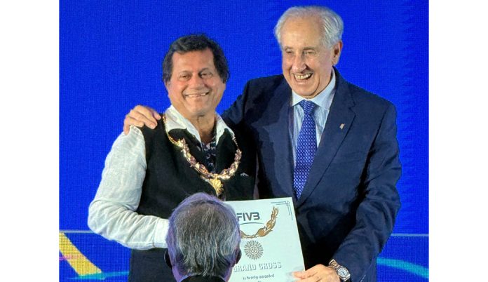 Dr. Achyuta Samanta receiving award from FIVB President Dr Ary Graca at 39th FIVB World Congress in Porto, Portugal. Dr. Achyuta Samanta receiving award from FIVB President Dr Ary Graca at 39th FIVB World Congress in Porto, Portugal.
