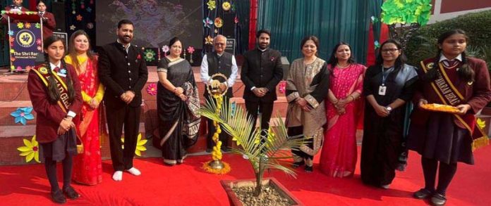 Guests posing with staff of Shri Ram Universal School during annual function of the School. Guests posing with staff of Shri Ram Universal School during annual function of the School.