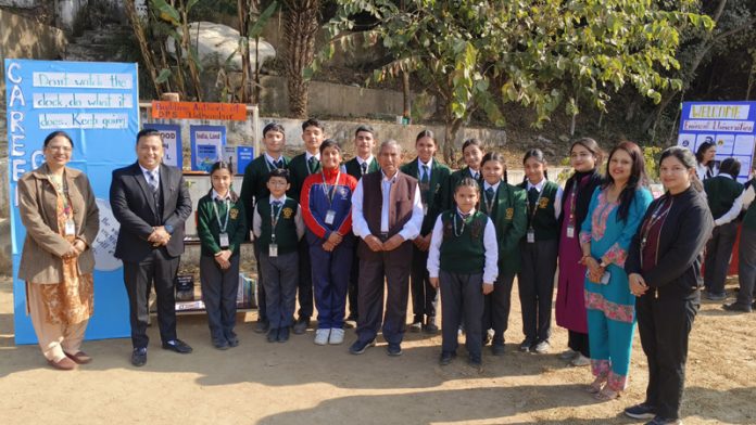 Students posing along with management of DPS Udhampur. Students posing along with management of DPS Udhampur.