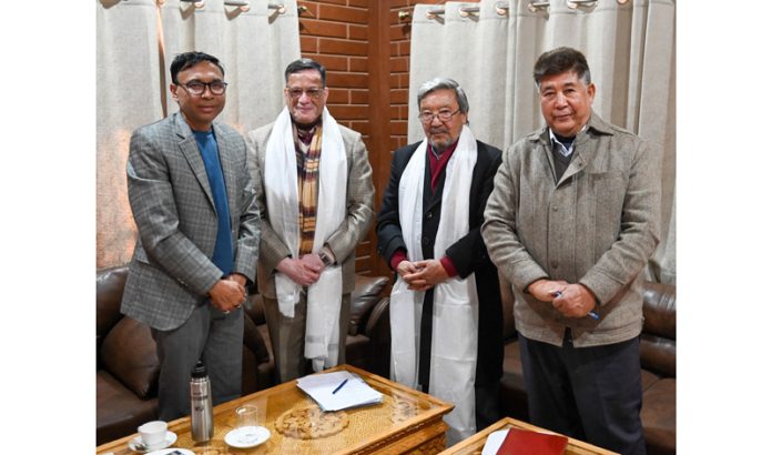 Members of LAHDC Kargil meeting with New Districts Committee.