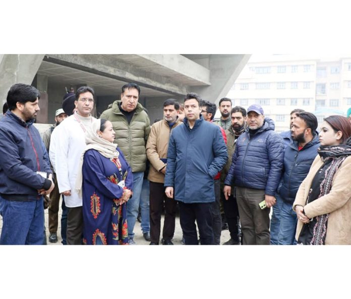 DC Srinagar Dr Bilal M Bhat inspecting progress on construction of OPD Block at SSH Shreen Bagh.