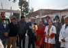 MS of DH Poonch, Dr Nusrat Bhatti presenting a bouquet to DHS Jammu Dr Rakesh Magotra on his visit to the hospital.