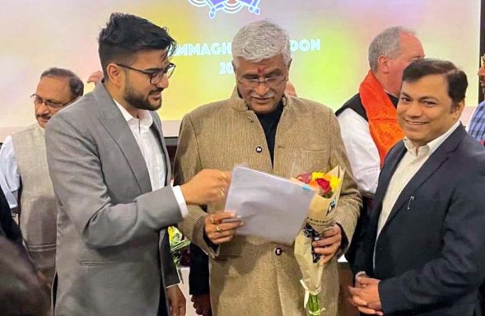 Members of VoD submitting a memorandum to Union Minister, Gajendra Shekhawat on Monday. Members of VoD submitting a memorandum to Union Minister, Gajendra Shekhawat on Monday.