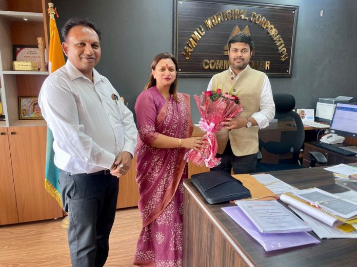 BJP district president, Jammu South, Rekha Mahajan during a meeting with Commissioner JMC, Devansh Yadav on Tuesday. BJP district president, Jammu South, Rekha Mahajan during a meeting with Commissioner JMC, Devansh Yadav on Tuesday.