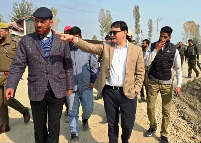 DDC Baramulla Minga Sherpa inspecting work on Fly Over. DDC Baramulla Minga Sherpa inspecting work on Fly Over.