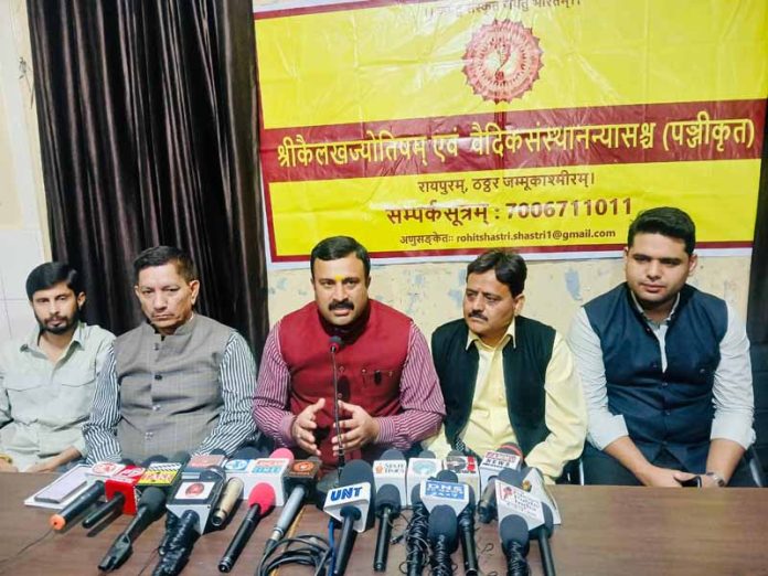 Mahant Rohit Shastri addressing media persons in Jammu on Tuesday. Mahant Rohit Shastri addressing media persons in Jammu on Tuesday.