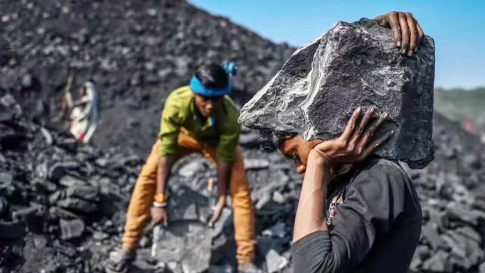 Coal imports up 4 pc at 162 MT in Apr-Oct period