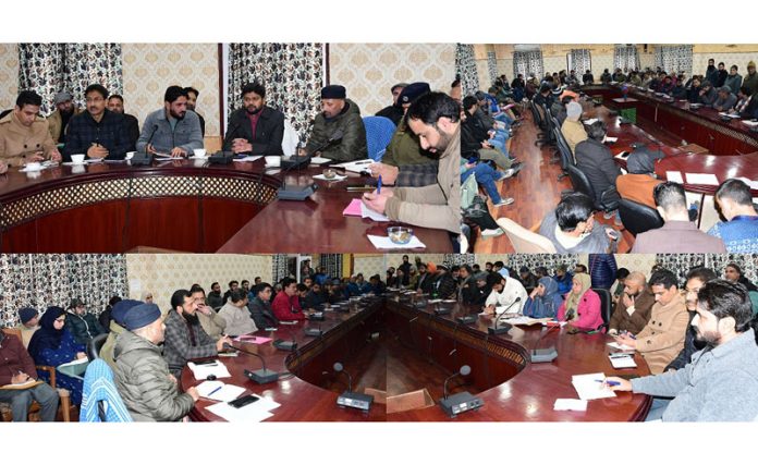 DC Ganderbal listens to public grievances at Manasbal