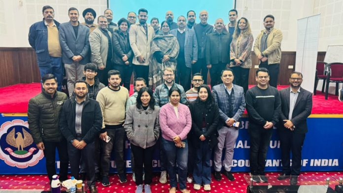Dignitaries from the J&K Branch of the ICAI and GST certification course participants.