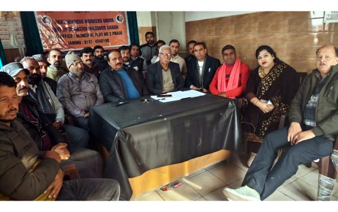 Daily Wagers meeting at BMS office Jammu on Wednesday. Daily Wagers meeting at BMS office Jammu on Wednesday.