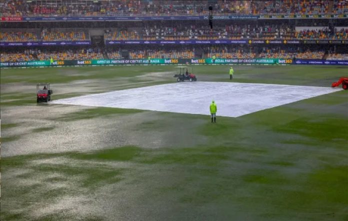 Rain in cricket match