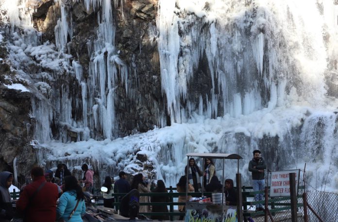 A view of icicles near waterfall in Drang area of Tangmarg in Baramulla district. —Excelsior/Aabid Nabi