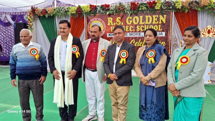 Dr. Bharat Bhushan, MLA Kathua posing along with management of RS Golden Higher Secondary School.