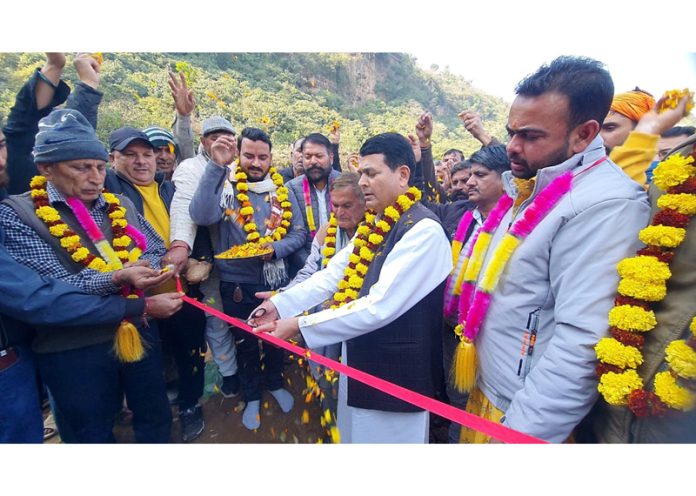 DDC Member Suresh Sharma inaugurating construction of new tubewell in Akhnoor on Monday. DDC Member Suresh Sharma inaugurating construction of new tubewell in Akhnoor on Monday.