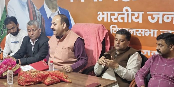 BJP leaders during a meeting at Jammu on Friday.