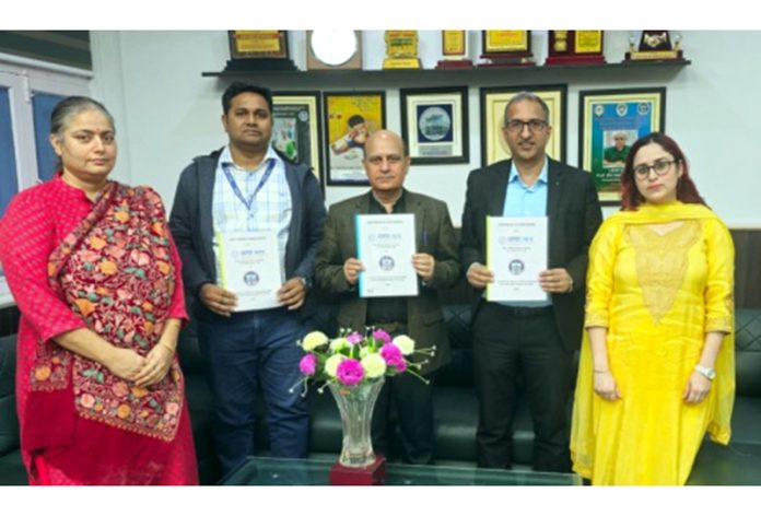Dr Ashutosh Gupta (Principal, GMC Jammu), Dr Naveen Kumar (Director ICMR, NIV Pune) and others during signing of MoU in Jammu. Dr Ashutosh Gupta (Principal, GMC Jammu), Dr Naveen Kumar (Director ICMR, NIV Pune) and others during signing of MoU in Jammu.