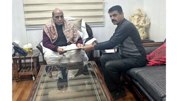 MLA Billawar Satish Sharma during meeting with Defence Minister Rajnath Singh on Sunday. MLA Billawar Satish Sharma during meeting with Defence Minister Rajnath Singh on Sunday.