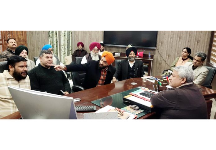 Transporters during meeting with Transport Commissioner.