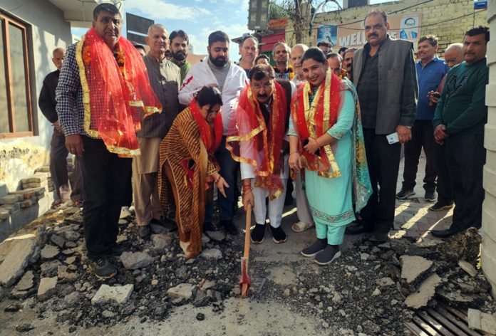 MLA Jammu, West, Arvind Gupta kick-starting development works in Ward 29 on Tuesday. MLA Jammu, West, Arvind Gupta kick-starting development works in Ward 29 on Tuesday.