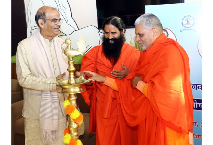 Yog Guru Baba Ramdev inaugurating a symposium of Bhartiya Shiksha Board at University of Patanjali in Haridwar. Yog Guru Baba Ramdev inaugurating a symposium of Bhartiya Shiksha Board at University of Patanjali in Haridwar.