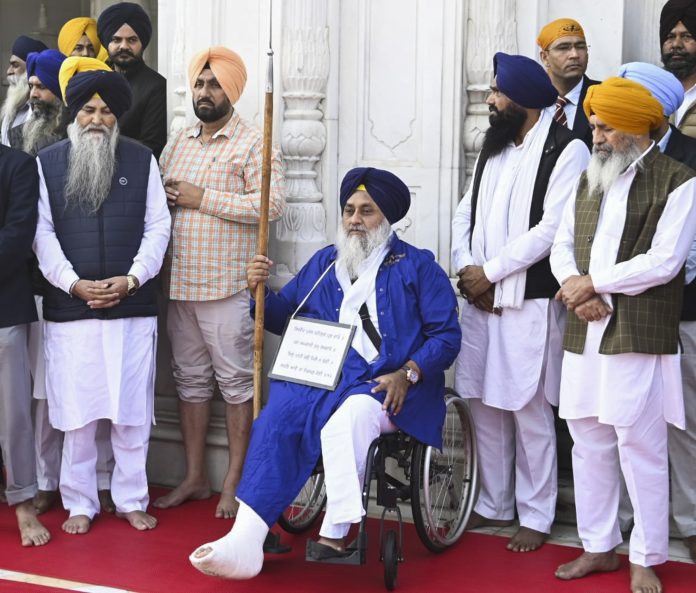 Sukhbir Badal at Golden Temple to serve 'tankhah'