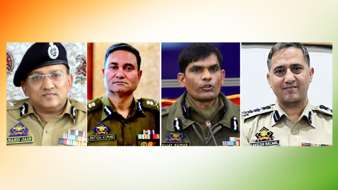 A picturesque view of train pulling through the snow laden valley from #Banihal to #Budgam, Jammu And Kashmir.