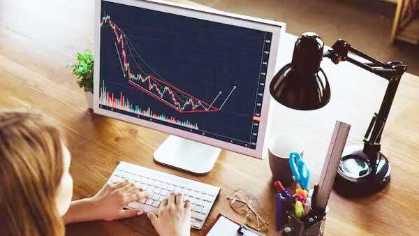 Employment increases 36 pc to 64.33 cr in last ten years: Mansukh Mandaviya Employment increases 36 pc to 64.33 cr in last ten years: Mansukh Mandaviya