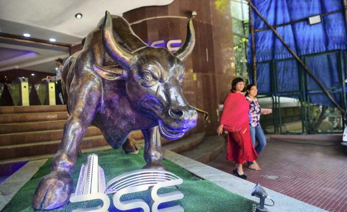 Inflation data, Q3 earnings, FII trading key  factors to drive mkts this week: Analysts