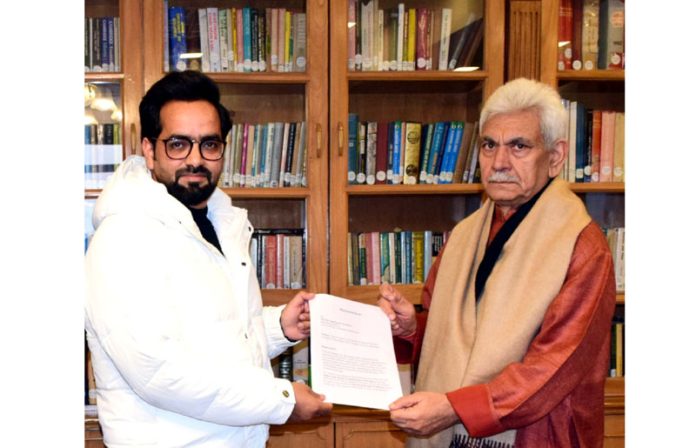 Mudasir Dar during meeting with LG. Mudasir Dar during meeting with LG.