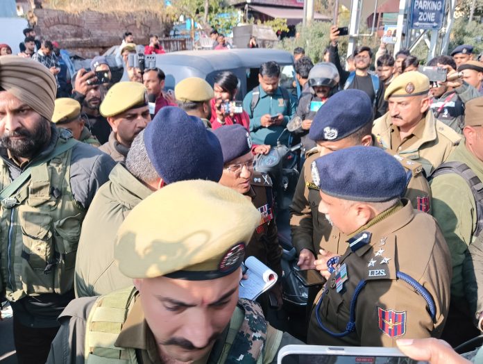 Gangster Shot Dead In Broad Daylight By Rival Gang In Jammu Gangster Shot Dead In Broad Daylight By Rival Gang In Jammu