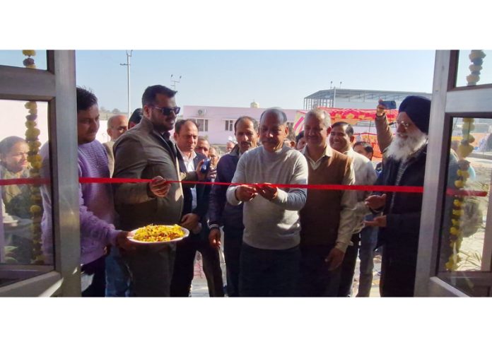 MD JPDCL Ch Mohd Yasin inaugurating new receiving station. MD JPDCL Ch Mohd Yasin inaugurating new receiving station.