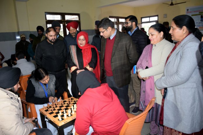 Deputy Commissioner Poonch, Vikas Kundal keenly observing a chess game at Poonch.