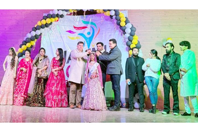 Dignitaries posing alongside participants during the Jammu Youth Festival. Dignitaries posing alongside participants during the Jammu Youth Festival.