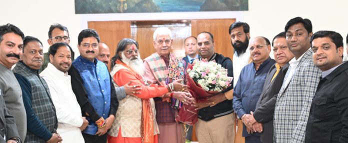 Delegation of Shri Amarnathji Yatra Bhandara Organisation during meeting with Lieutenant Governor.