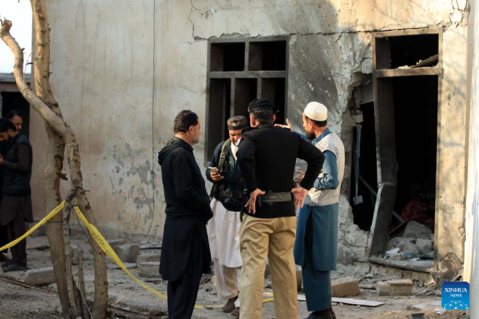 Three policemen killed in attack  on check post in Pakistan