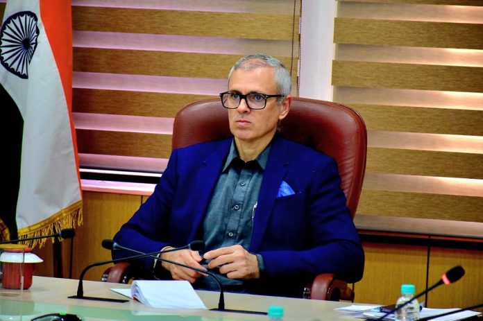 CM Omar Abdullah Greets Kashmiri Pandits On Herath