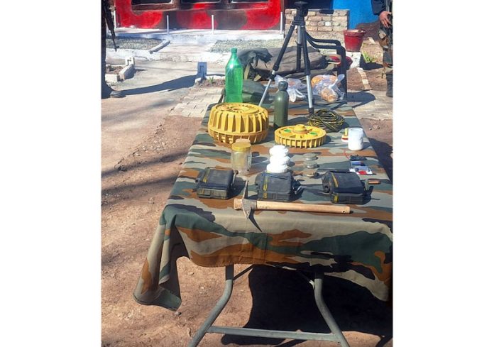 Recoveries made on LoC in Tarkundi sector on Thursday. Recoveries made on LoC in Tarkundi sector on Thursday.