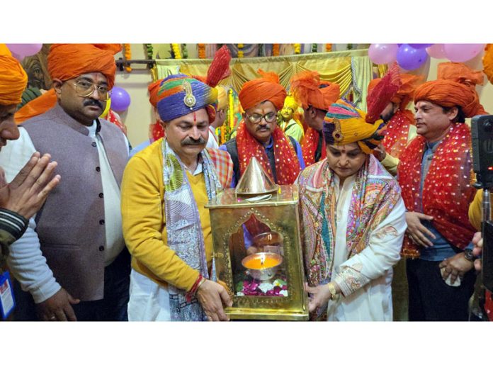 MLA Yudhvir Sethi and Priya Sethi at Peer Kho Cave Temple on Mahashivratri.